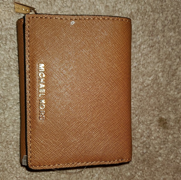 Jet Set Travel Billfold - Picture 1 of 5